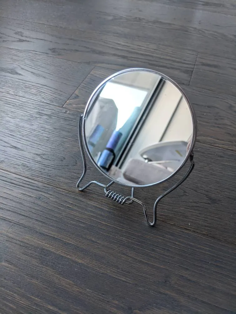 Collapsible Compact Mirror photo 1
