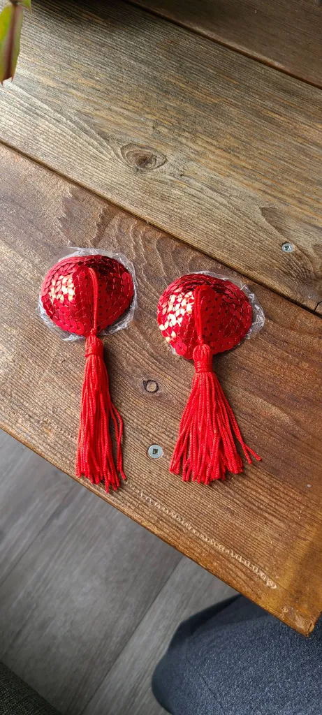 Stick On Nipple Pasties photo 1