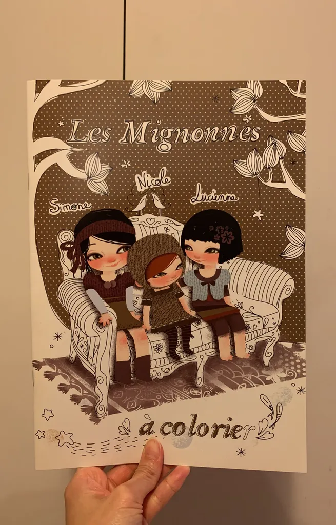 NEW French Colouring Book photo 1