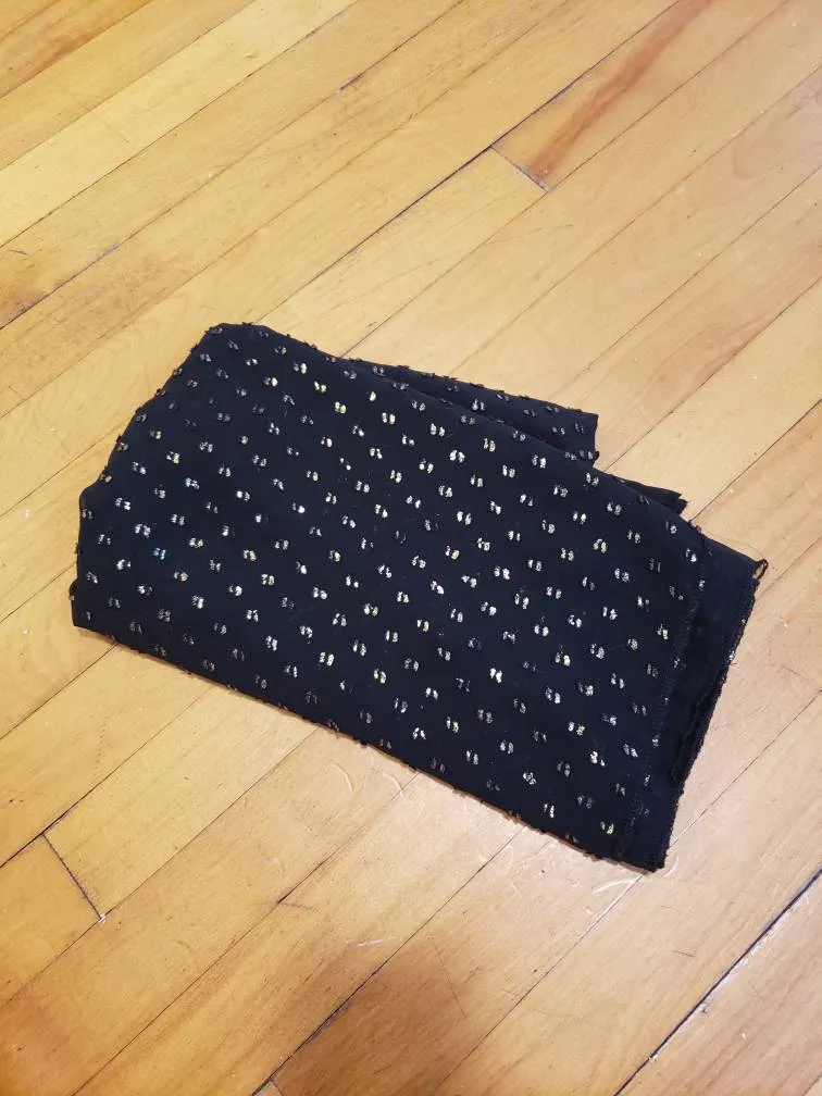 Black & gold chiffon photo 1