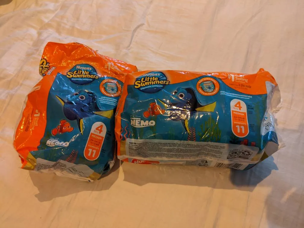 15 Huggies Swimmers photo 1