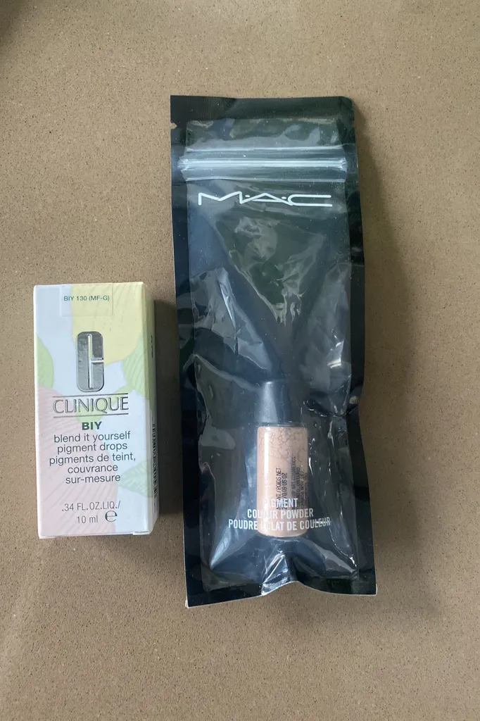 MAC And Clinique Blend It Pigment photo 1