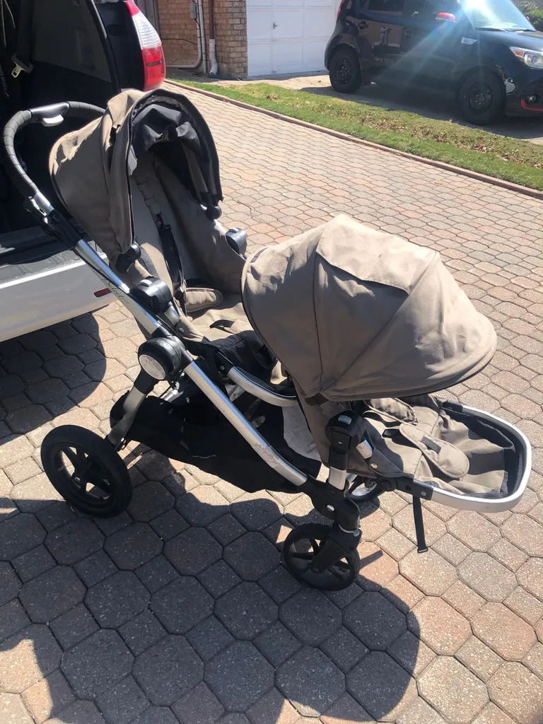 Baby Jogger City Select - Double Stroller  (used) photo 1