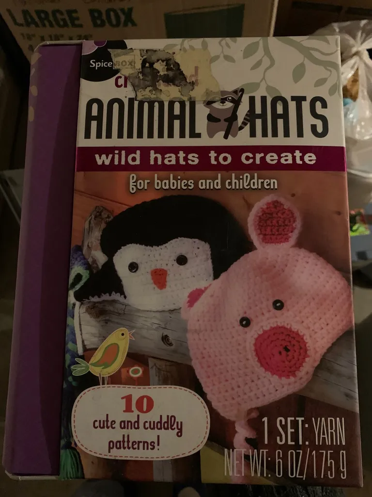 Animal Hat Yarn Set photo 1