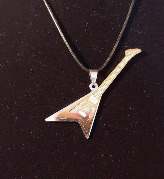 GUITAR SS NECKLACE photo 1
