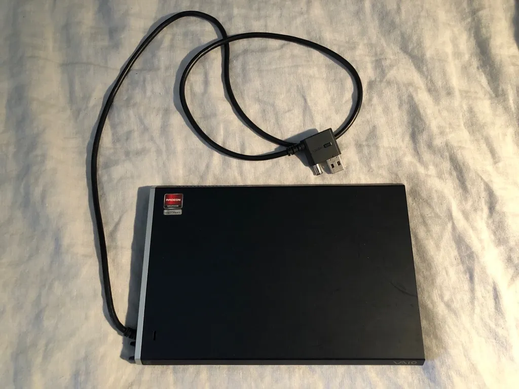 Sony VGP-PRZ20C Power Media Dock Radeon HD 6650M HDMI VGA USB... photo 1