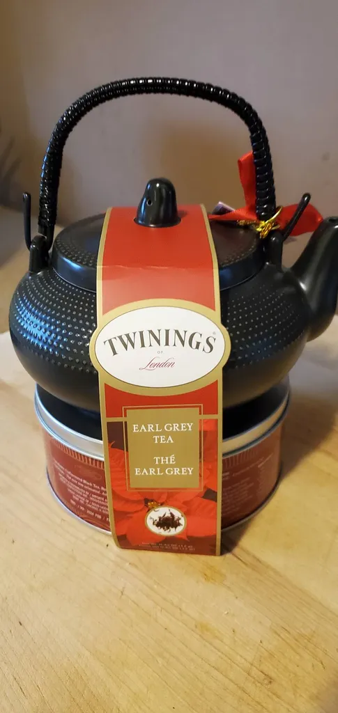 Teapot and Teabags - New photo 1
