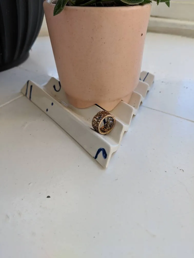 ✨ FREE - Gold Ring (small / 6) photo 1