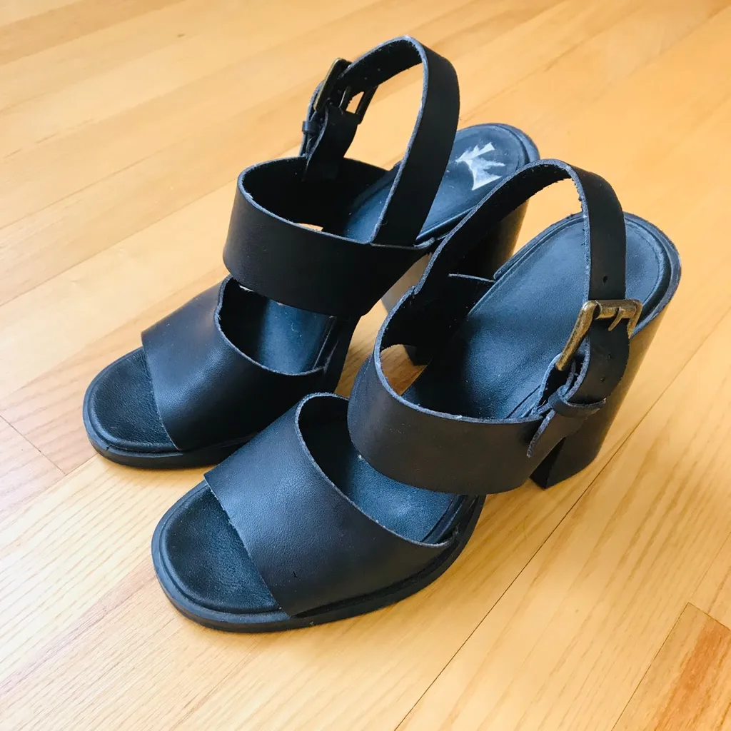 black leather strappy heels! photo 1