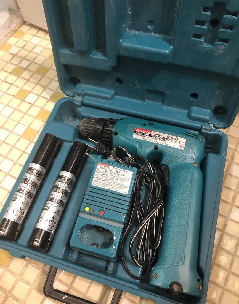 Cordless Drill. Battery Operated photo 1