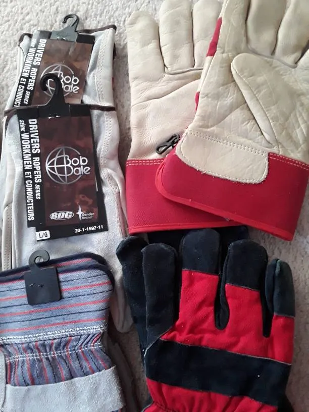 Brand New Work Gloves For Yard Workshop photo 1