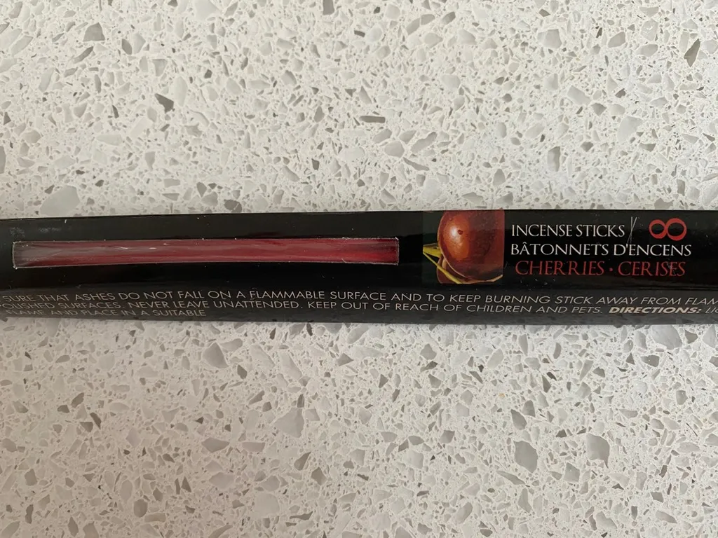 8 Cherry Scented Incense Sticks photo 1