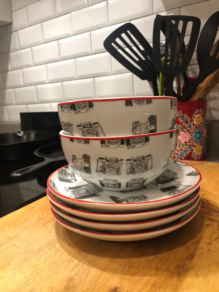 Dishes photo 1