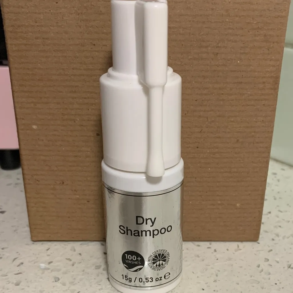 Tints Of Nature Dry Shampoo (at least half left) photo 1