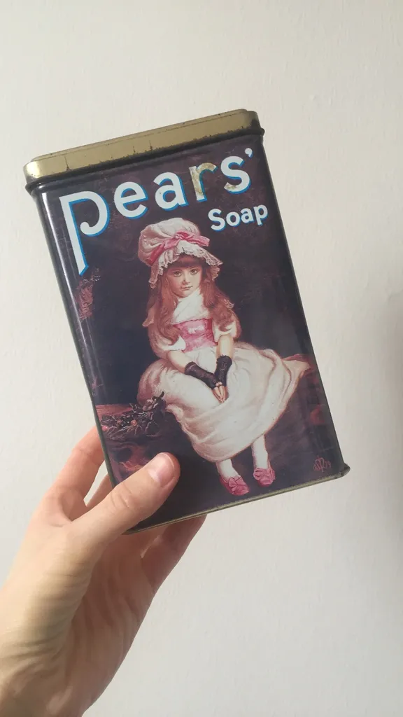 Cute Vintage Tins photo 1