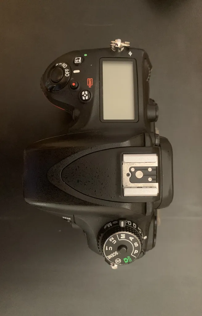 NIKON D610 DSLR Camera photo 1
