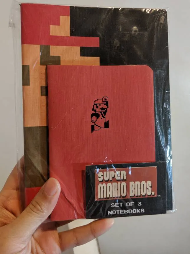 Super Mario Notebook Set photo 1