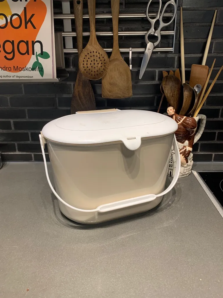 City Of Toronto Compost Bin photo 1