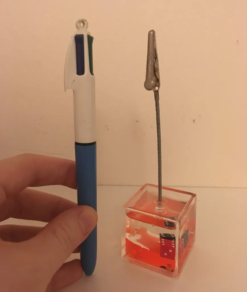 **FREE - Photo Holders photo 1