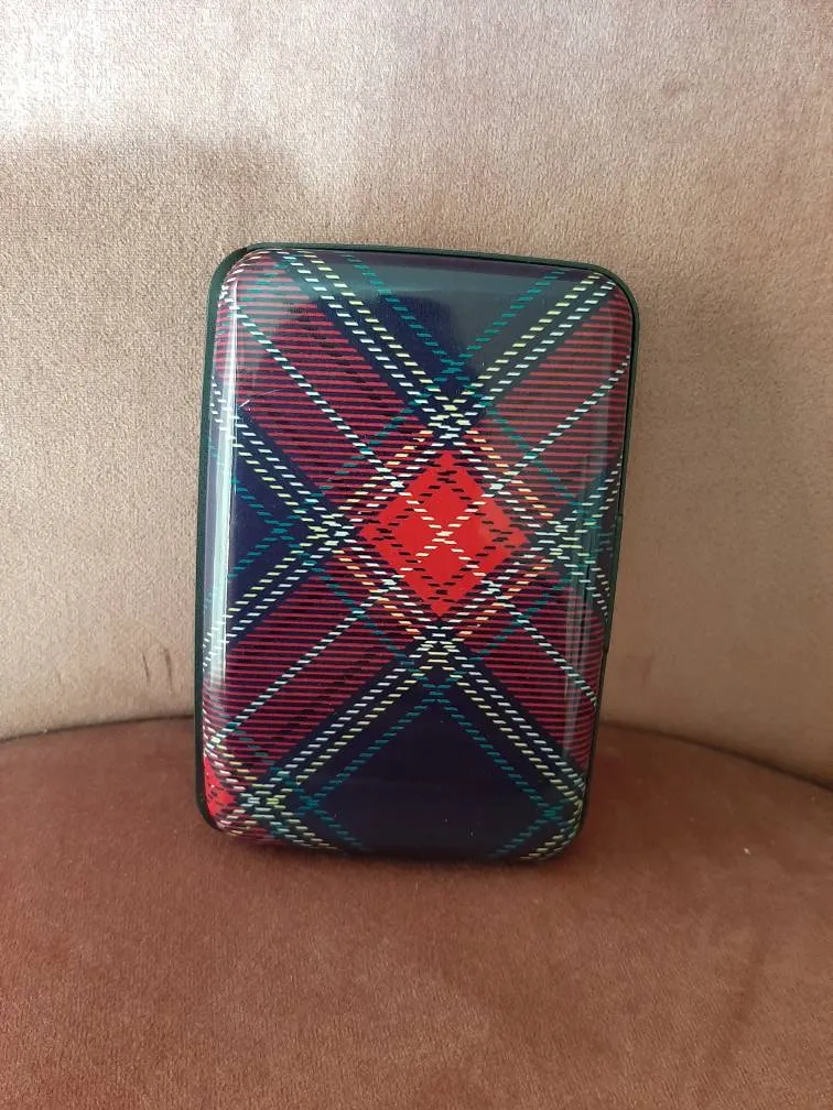 Card Holder / Portable Charger photo 1