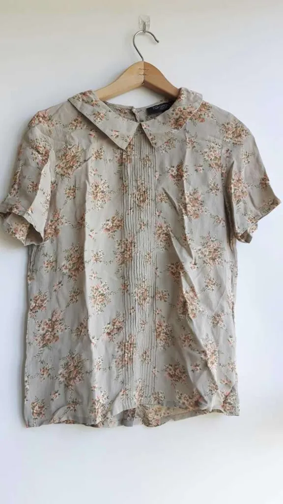 Topshop Floral Blouse, Size M photo 1