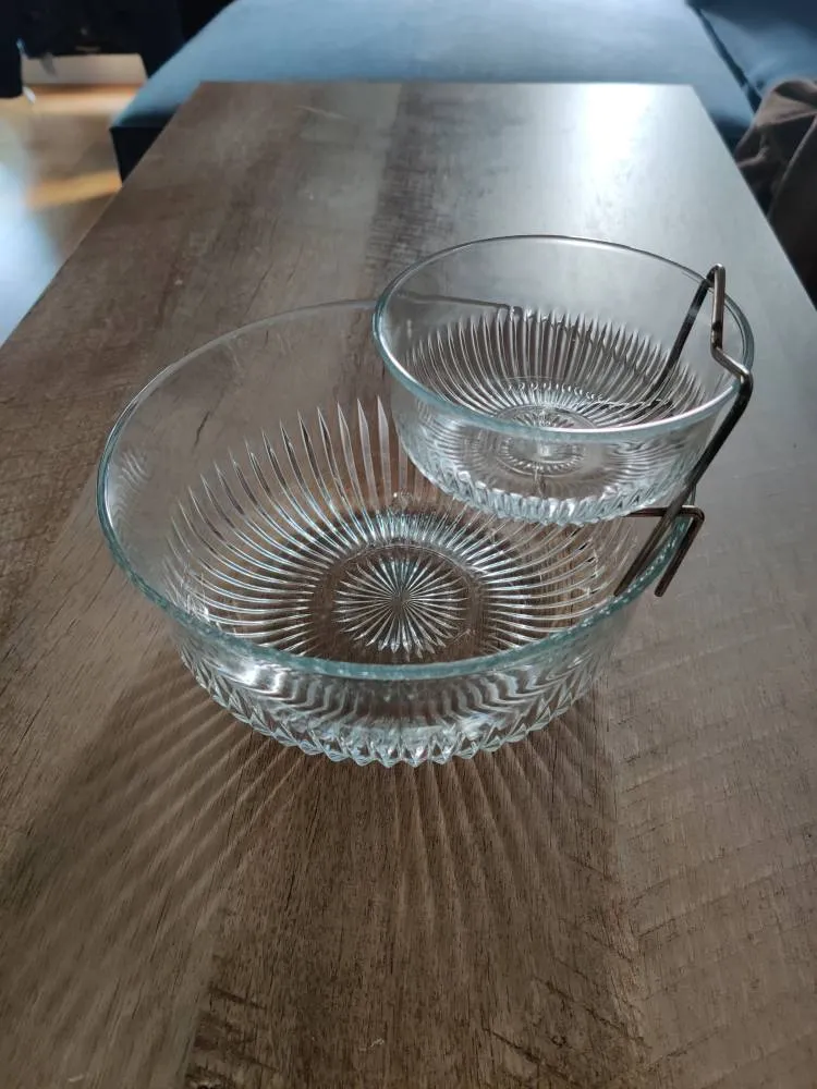 ✨ Vintage Glass Serving Dish photo 1