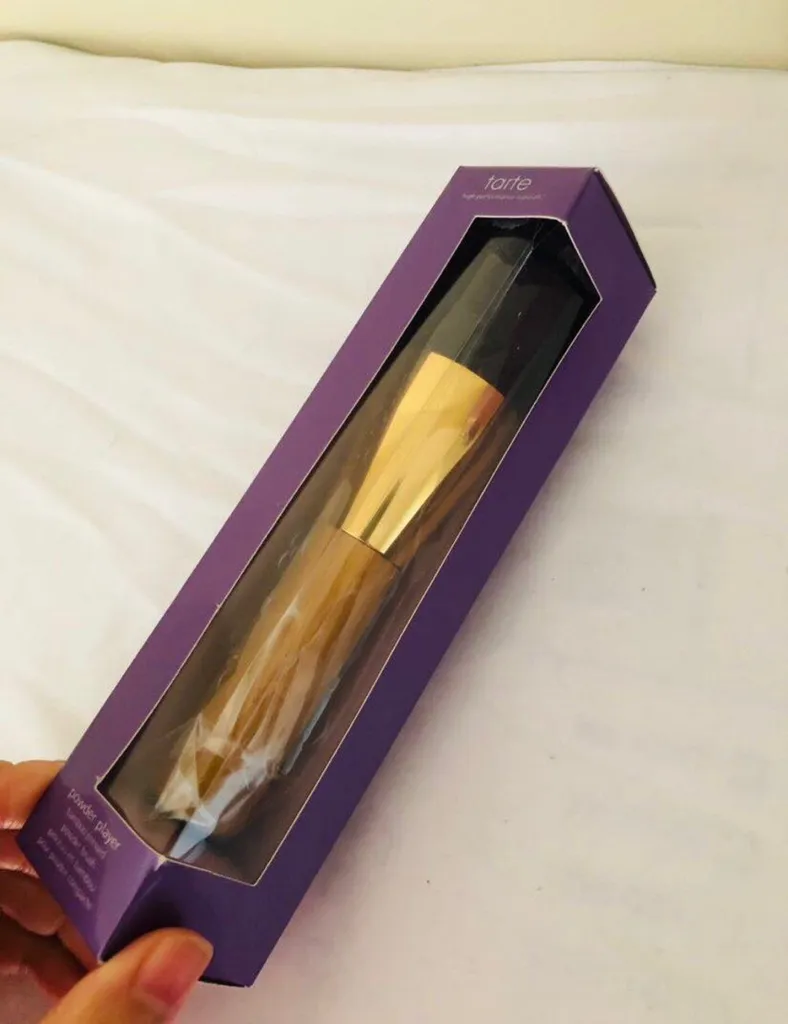 Tarte Brush photo 1