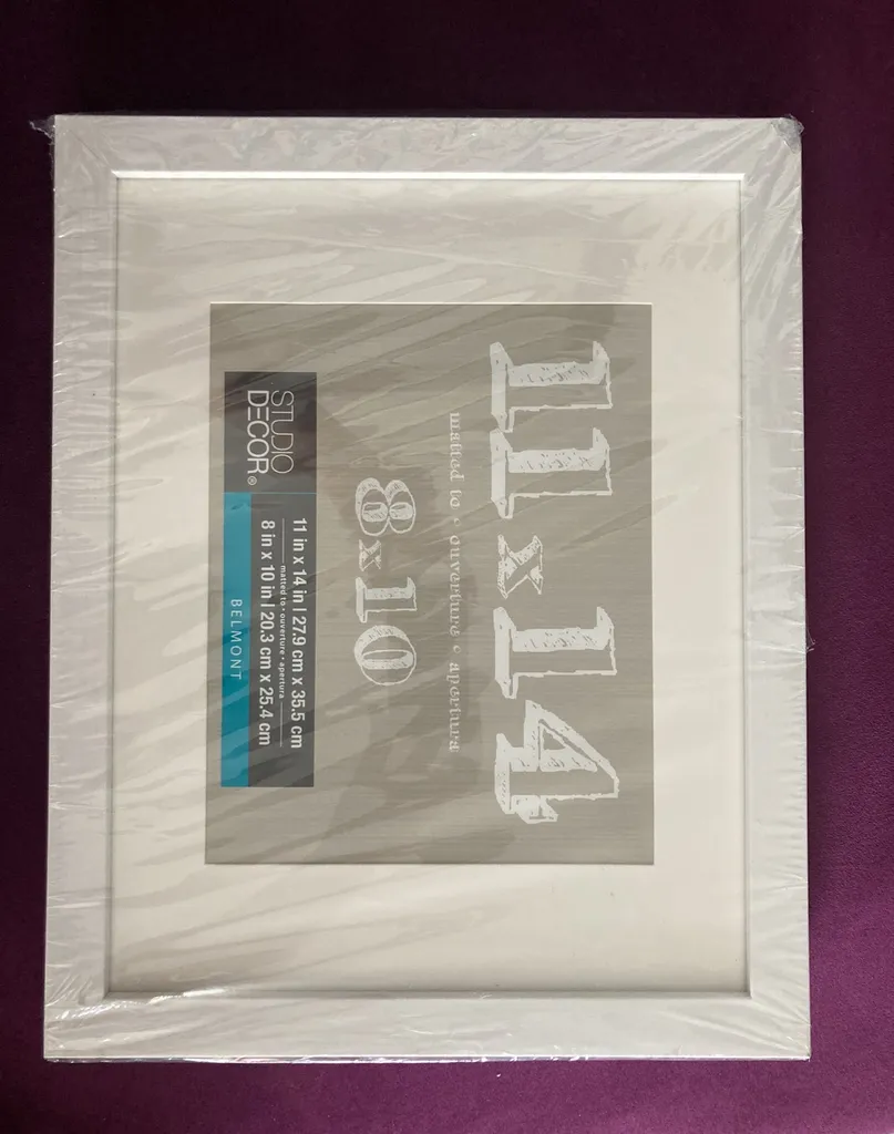 Picture Frame 11x14 or 8X10 Matted photo 1