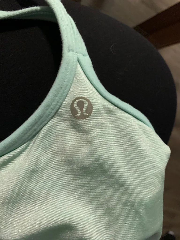 Lululemon Tank photo 1