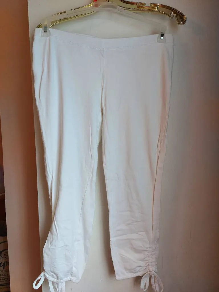 White Leggings photo 1