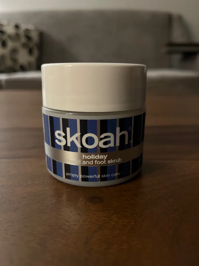 Skoah Holiday Hand And Foot Scrub photo 1