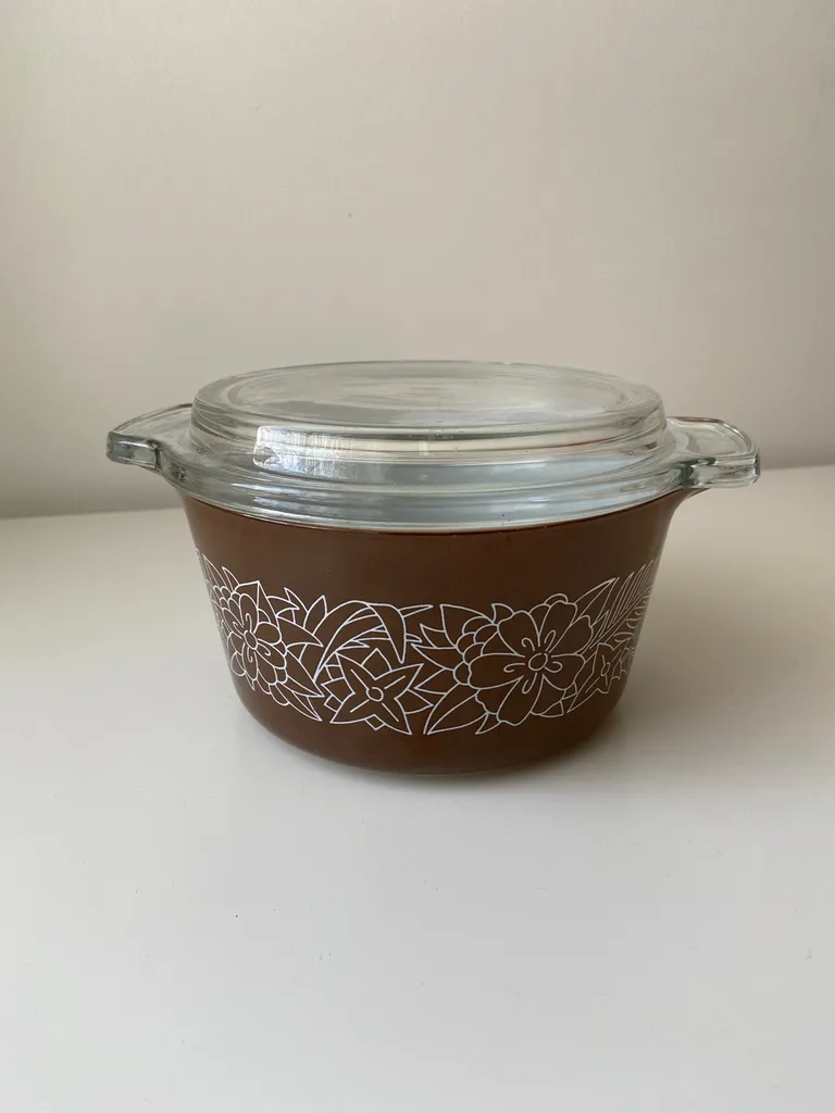 473 Pyrex photo 1