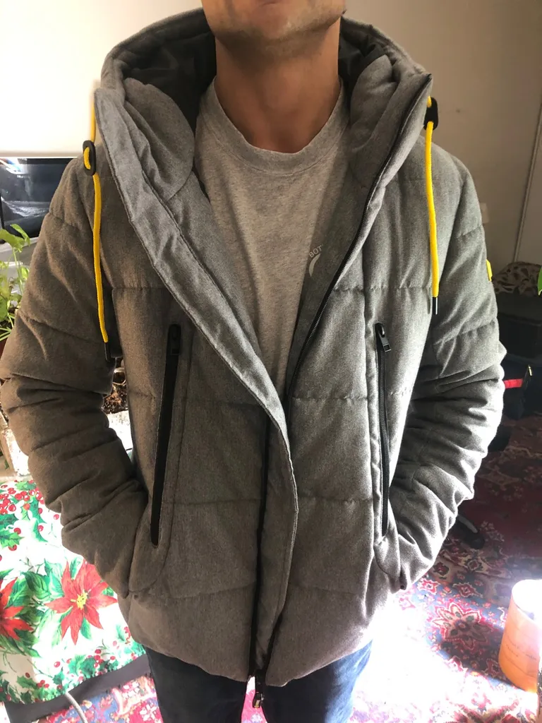 Men’s Coat-Jack &Jones Medium photo 1