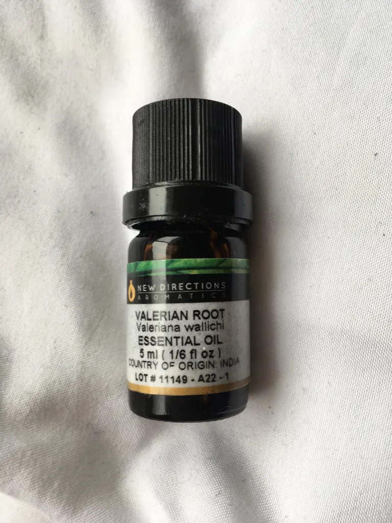 Valerian Root Essential Oil photo 1