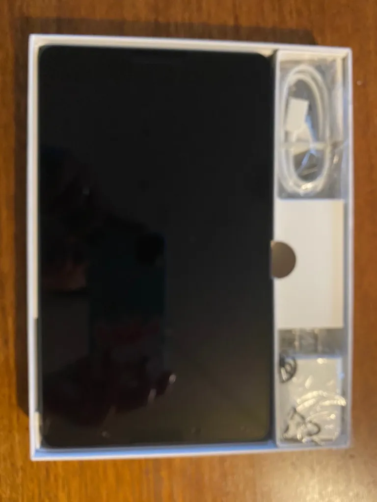 ZTE Grand X View 4 photo 1