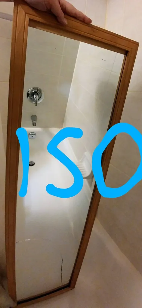 ISO rectangle mirror photo 1