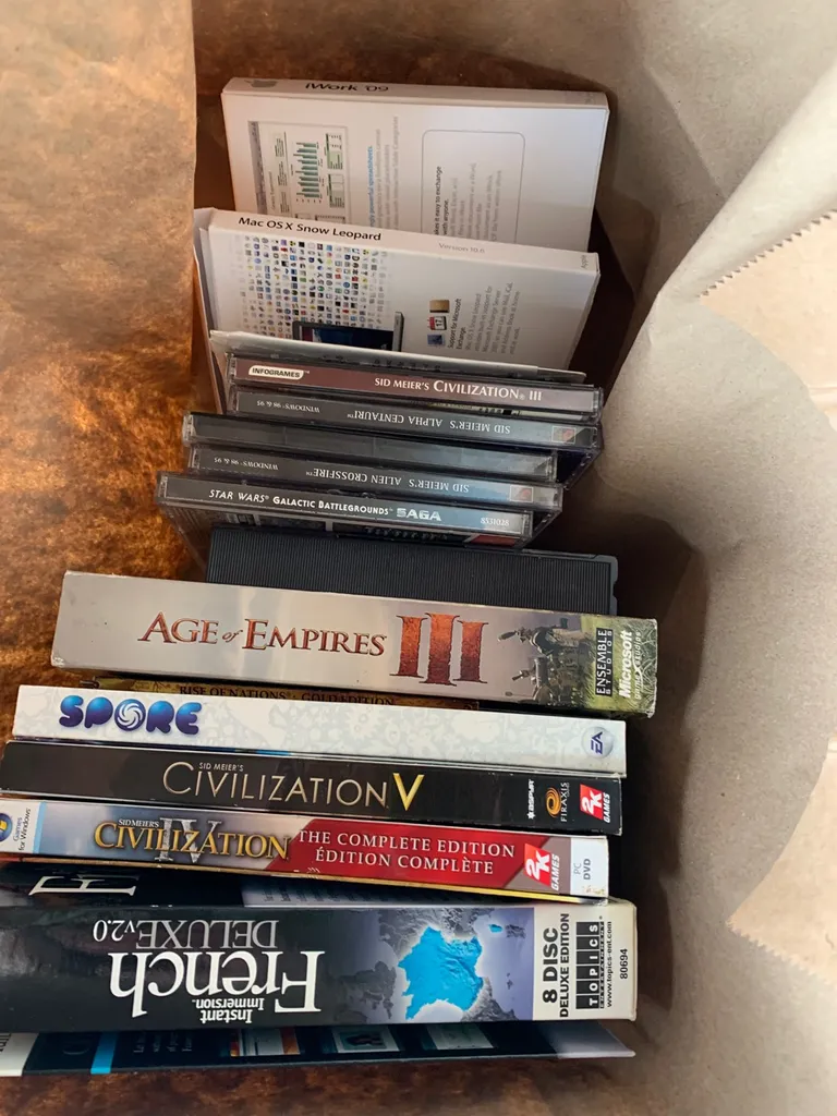 Games, Software, Videos photo 1