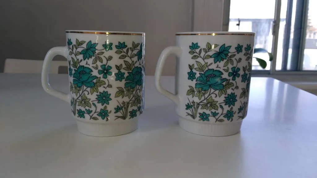 3 Floral Mugs photo 1
