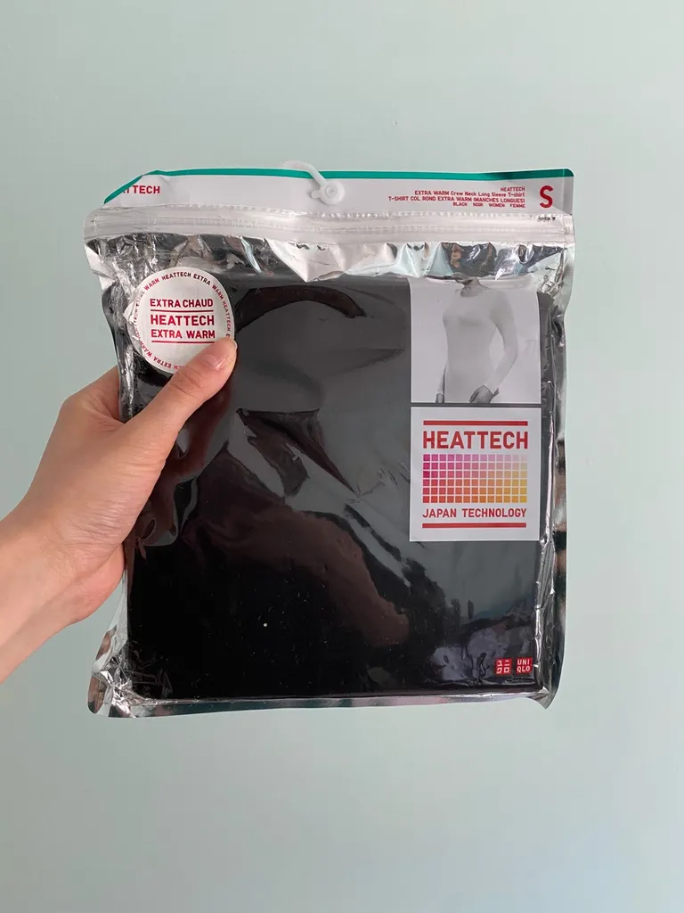Uniqlo Heattech Black Long Shirt BNWT photo 1