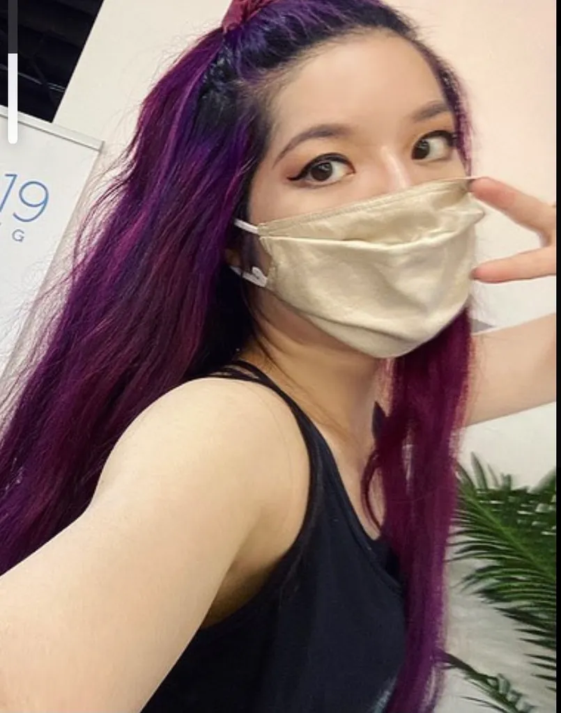 Luxury silk reusable face mask, hundred percent silken cloth ... photo 1