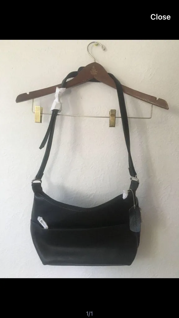 Black Leather Purse | Sacoche Cuir Noir photo 1