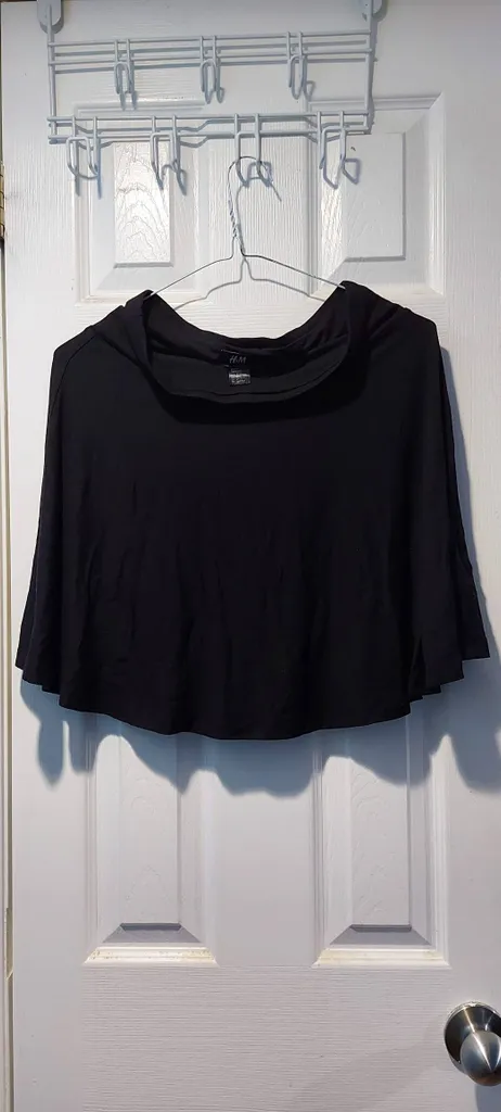 H & M Skirt - Small photo 1