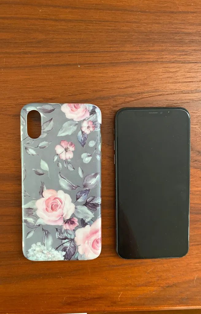 iPhone X Case photo 1