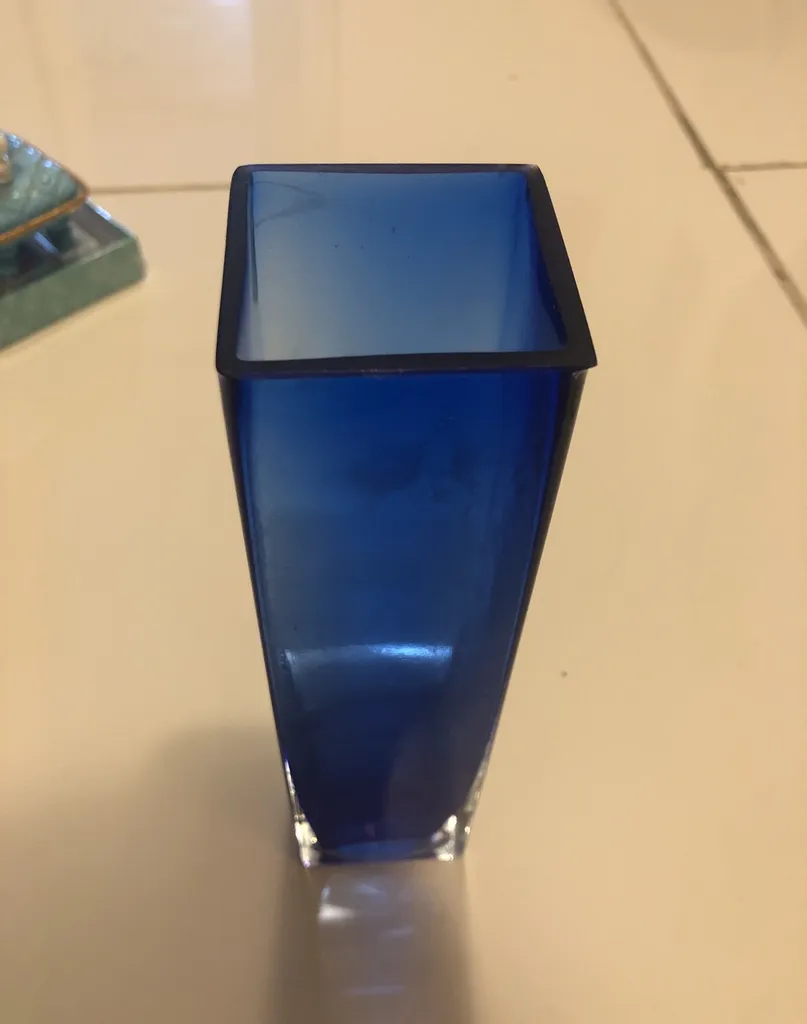 FREE! Blue Square Case photo 1