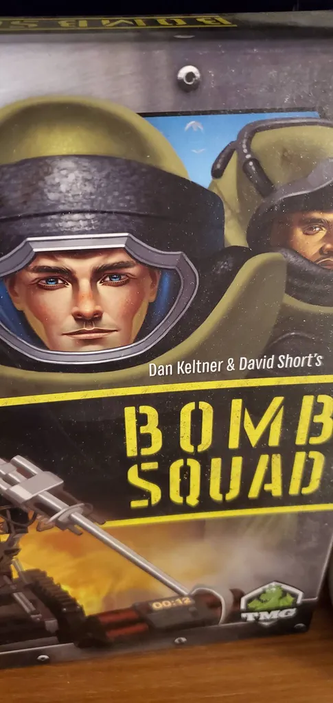 Bomb Squad Board Game photo 1