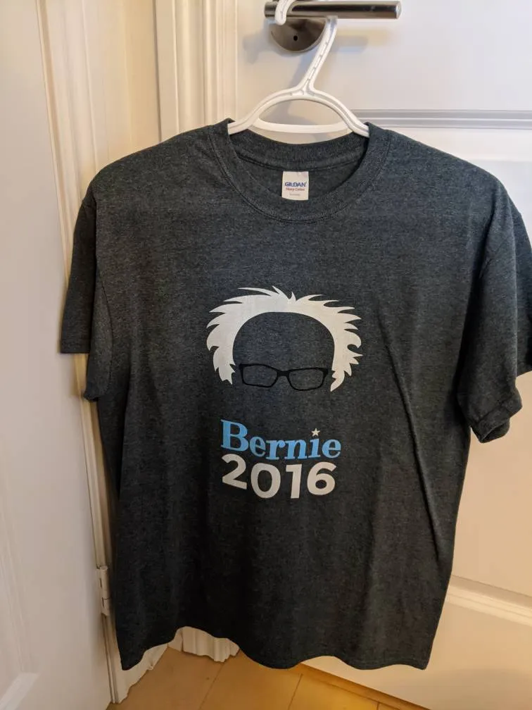 Bernie Sanders T-shirt photo 1