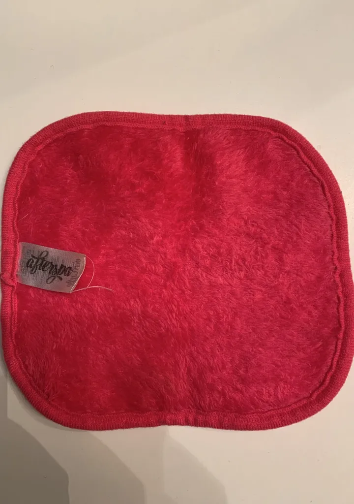 AfterSpa Reusable Makeup Remover photo 1