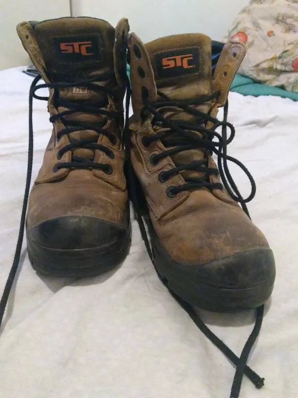 Size 8 Work Boots photo 1