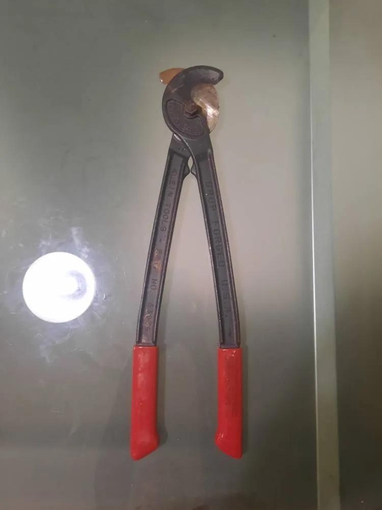 High Grade Klein Cable Cutter photo 1