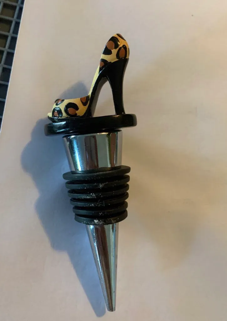 Wine Stopper 👠 photo 1